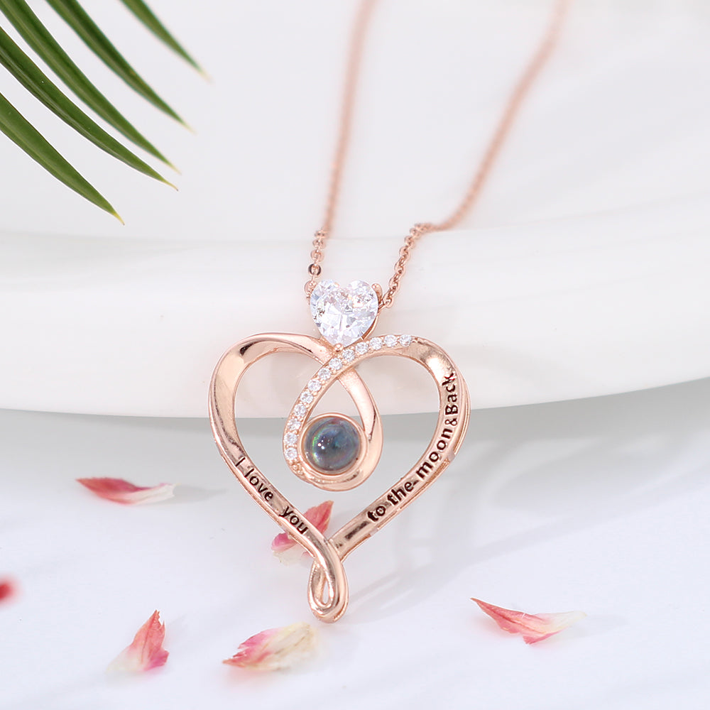 925 silver custom photo necklace with picture inside - A chic style Mobius heart necklace with photo, a gift for ladies.