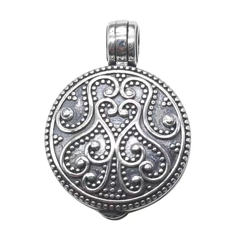 925 Silver Round Photo Locket Necklace with 3D Floral Pattern - Custom Photos & Chain Style Options - Memory Jewelry Gift