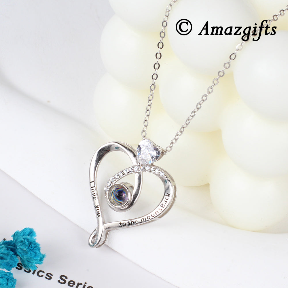 925 silver custom photo necklace with picture inside - A chic style Mobius heart necklace with photo, a gift for ladies.