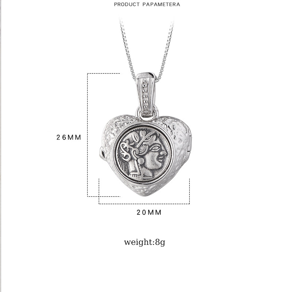 925 Silver Custom Heart Photo Locket Necklace | Engraving Queen  & LOVE,Opens to Hold Photos | Memory Gift for Women